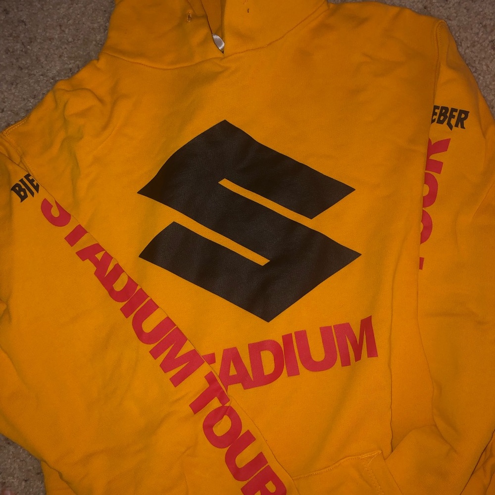 Mustard Yellow Justin Bieber Stadium Merch!!